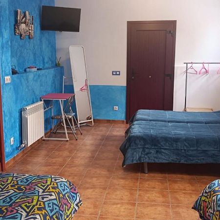 Hostal A La Sombra Del Laurel Navarrete Kültér fotó