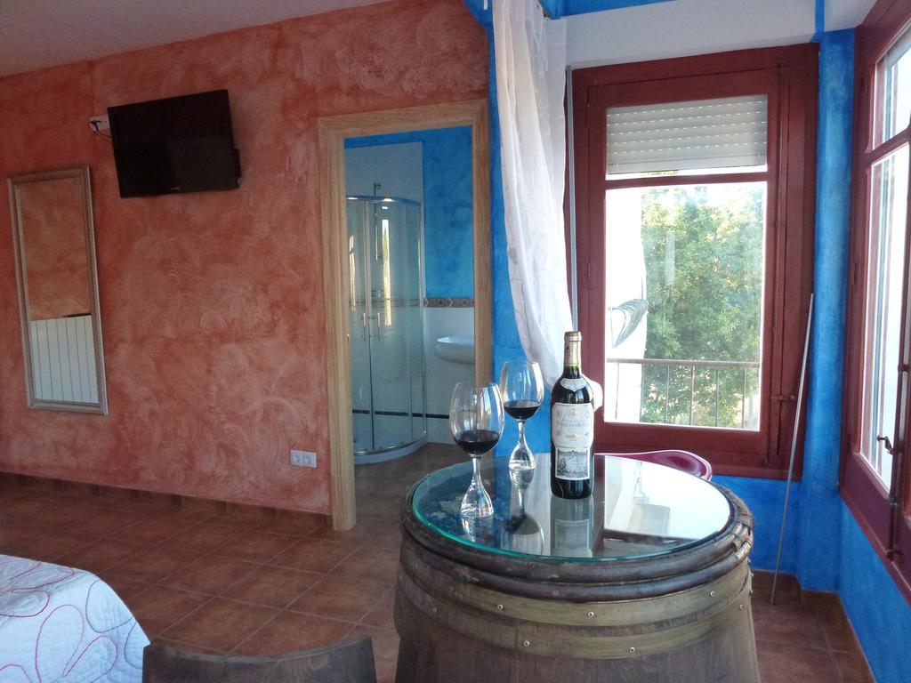 Hostal A La Sombra Del Laurel Navarrete Kültér fotó