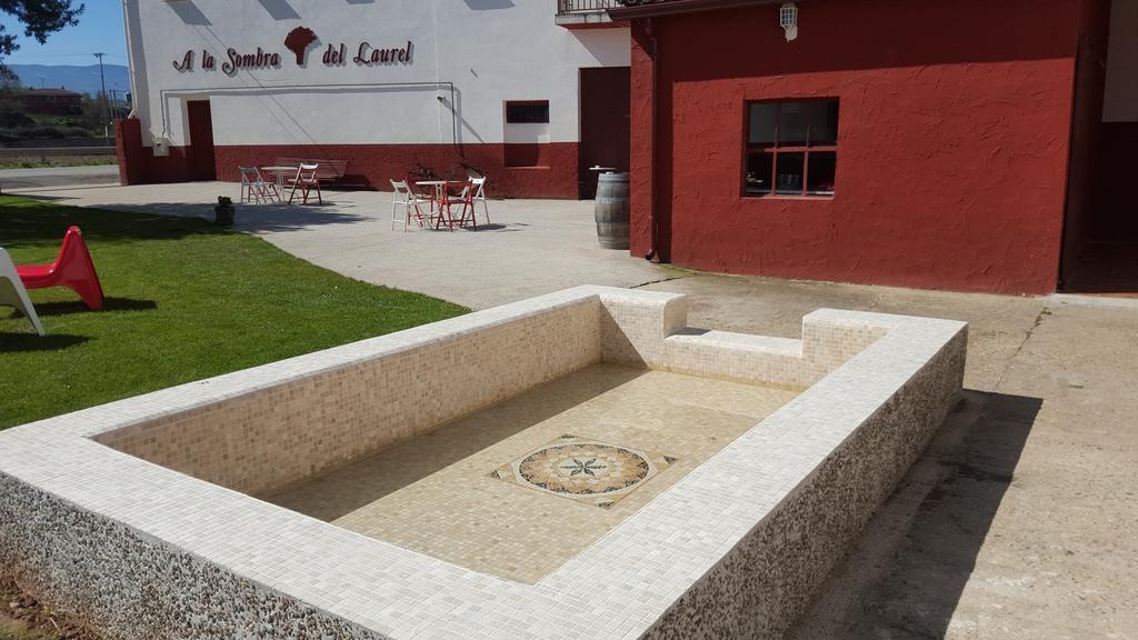 Hostal A La Sombra Del Laurel Navarrete Kültér fotó